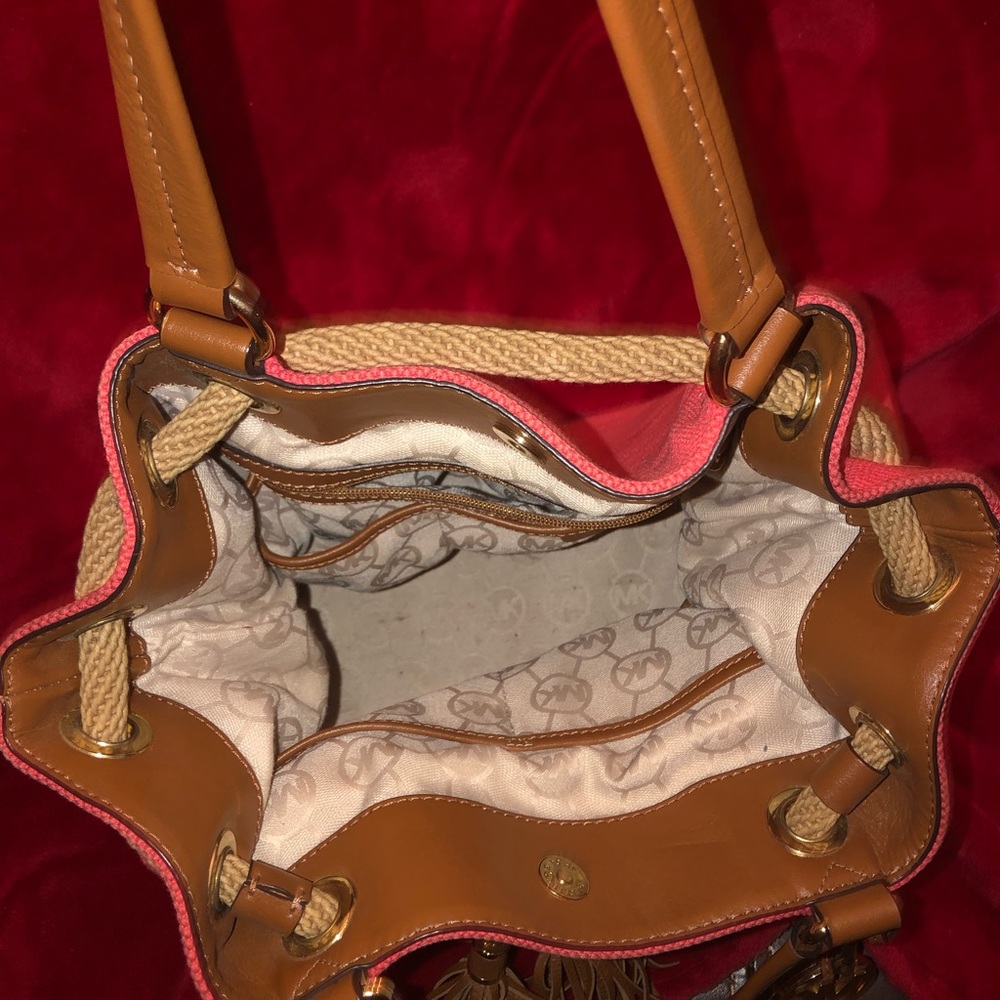 Michael kors purse $150